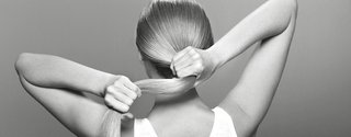 Kerastase model met lang haar